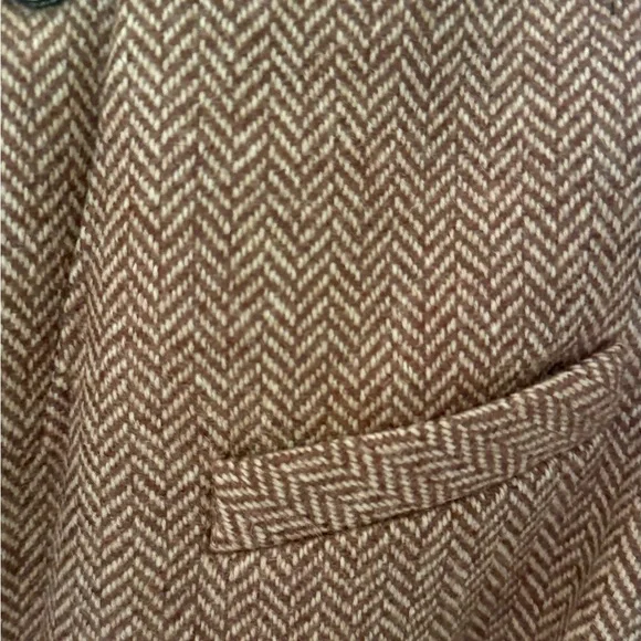 Dubarry of Ireland Tan Herringbone Blazer - Picture 9 of 9